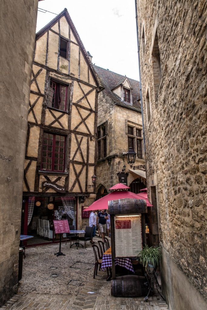 Sarlat old buildings to explore, France