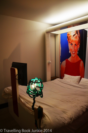 Qbic London, Bedroom, Aldgate, UK