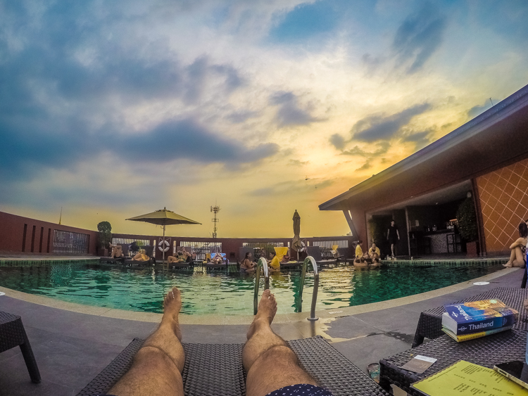 Cas Nithra, rooftop pool, Bangkok, Thailand, Travelling, Travel, Travelling Book Junkie