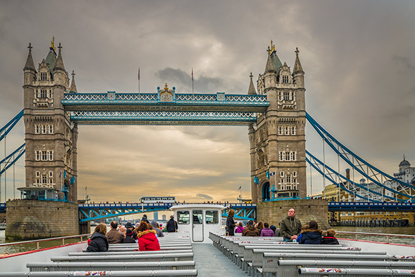 Tower Bridge, London, Travel, Travelling Book junkie, Travel, unique travel, unusual travel, group travel