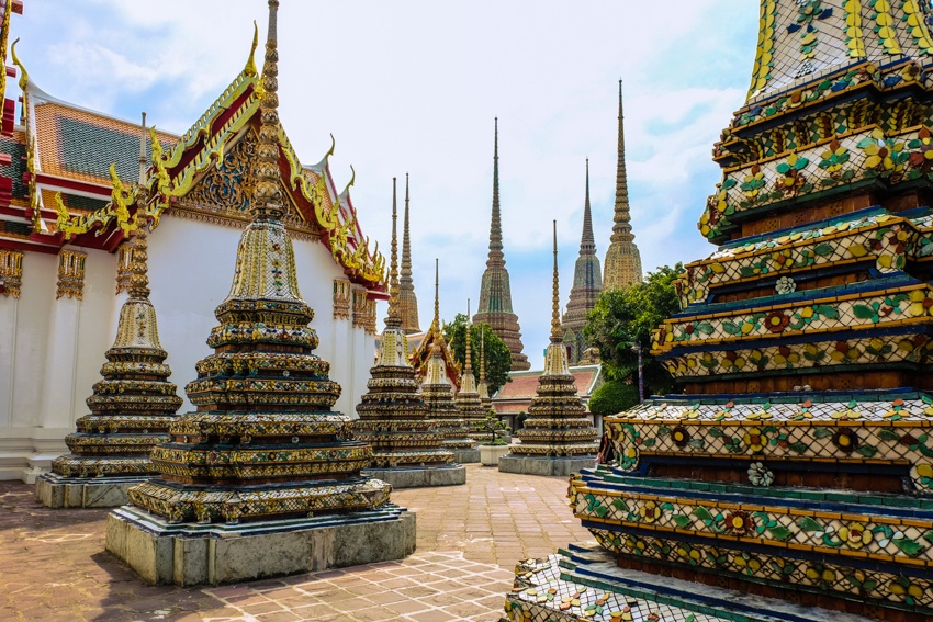 Golden reclining Buddha, Wat Pho, Bangkok, Thailand, Travelling, Travel, Travelling Book Junkie