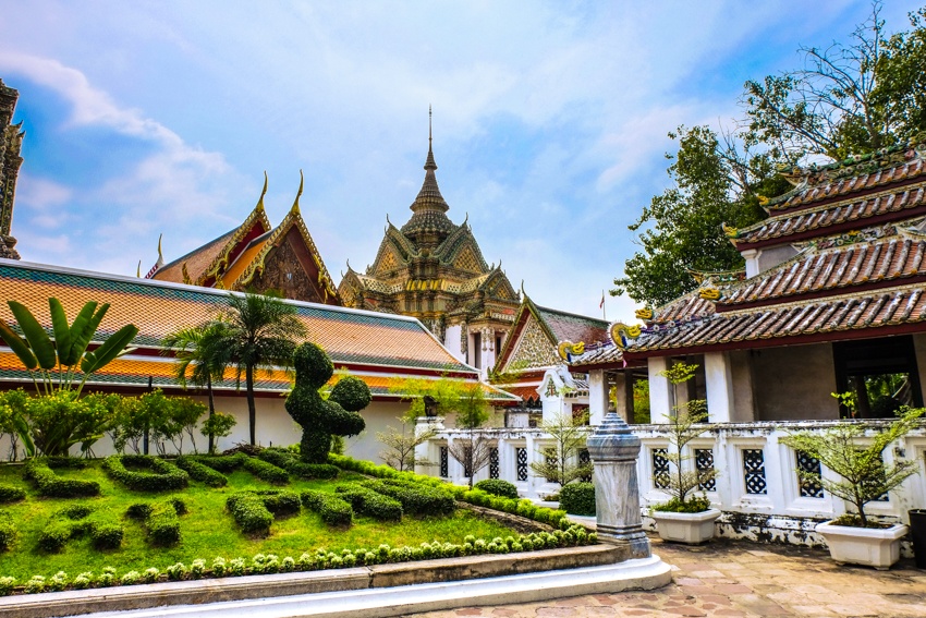 Golden reclining Buddha, Wat Pho, Bangkok, Thailand, Travelling, Travel, Travelling Book Junkie