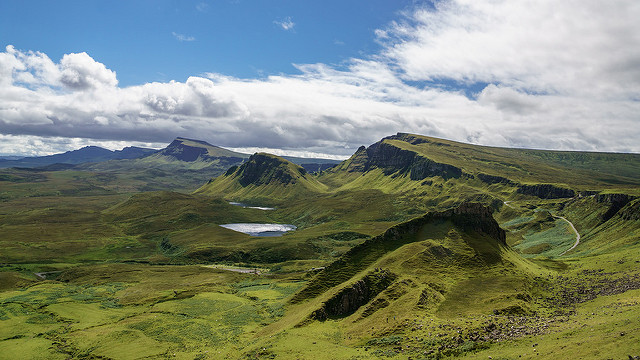 travelling book junkie, popular destinations, amazing destinations, must see places, famous places, beautiful, places, ideas for, vacation, holiday, isle of skye, scotland, europe, travel, destinations, stunning,