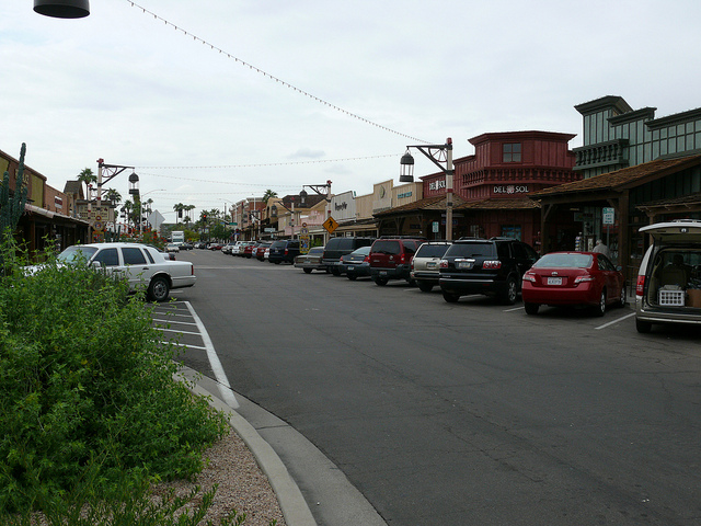 phoenix, arizona, america, travelling book junkie, what to do, top things, to do, to see, where to go in, places to, old town, street, buildings, travel destinations