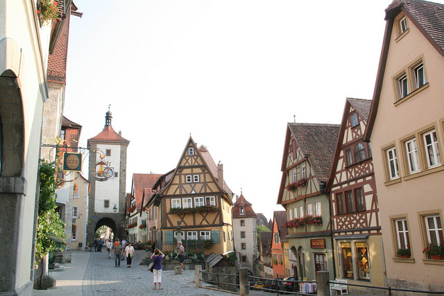 travelling book junkie, popular destinations, amazing destinations, must see places, famous places, beautiful, places, ideas for, vacation, holiday, europe, germany, rothenburg ob der tauber, town, travel, destination, amazing, top, guide,