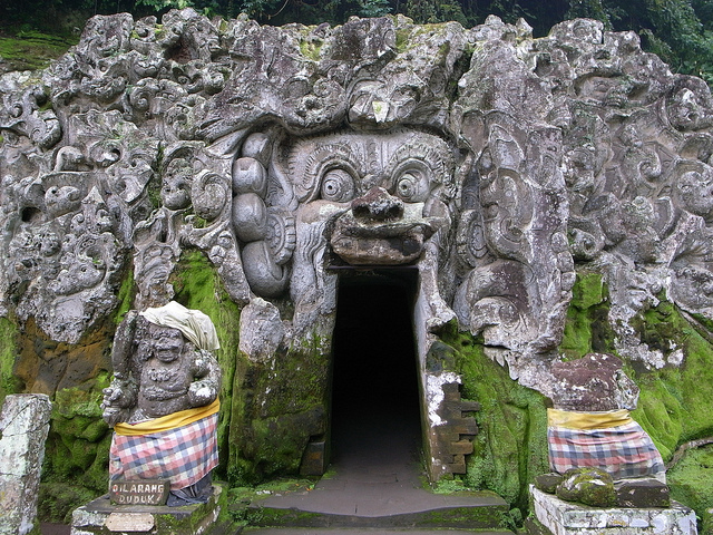 Elephant Cave, Goa Gajah, Ubud, Bali, Indonesia. Travel, Travelling Book Junkie