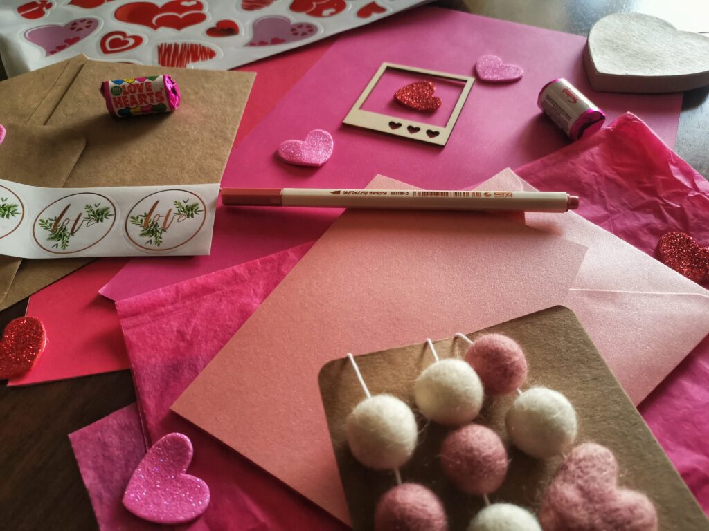 Handmade crafts to create the perfect Valentine's Day gifts