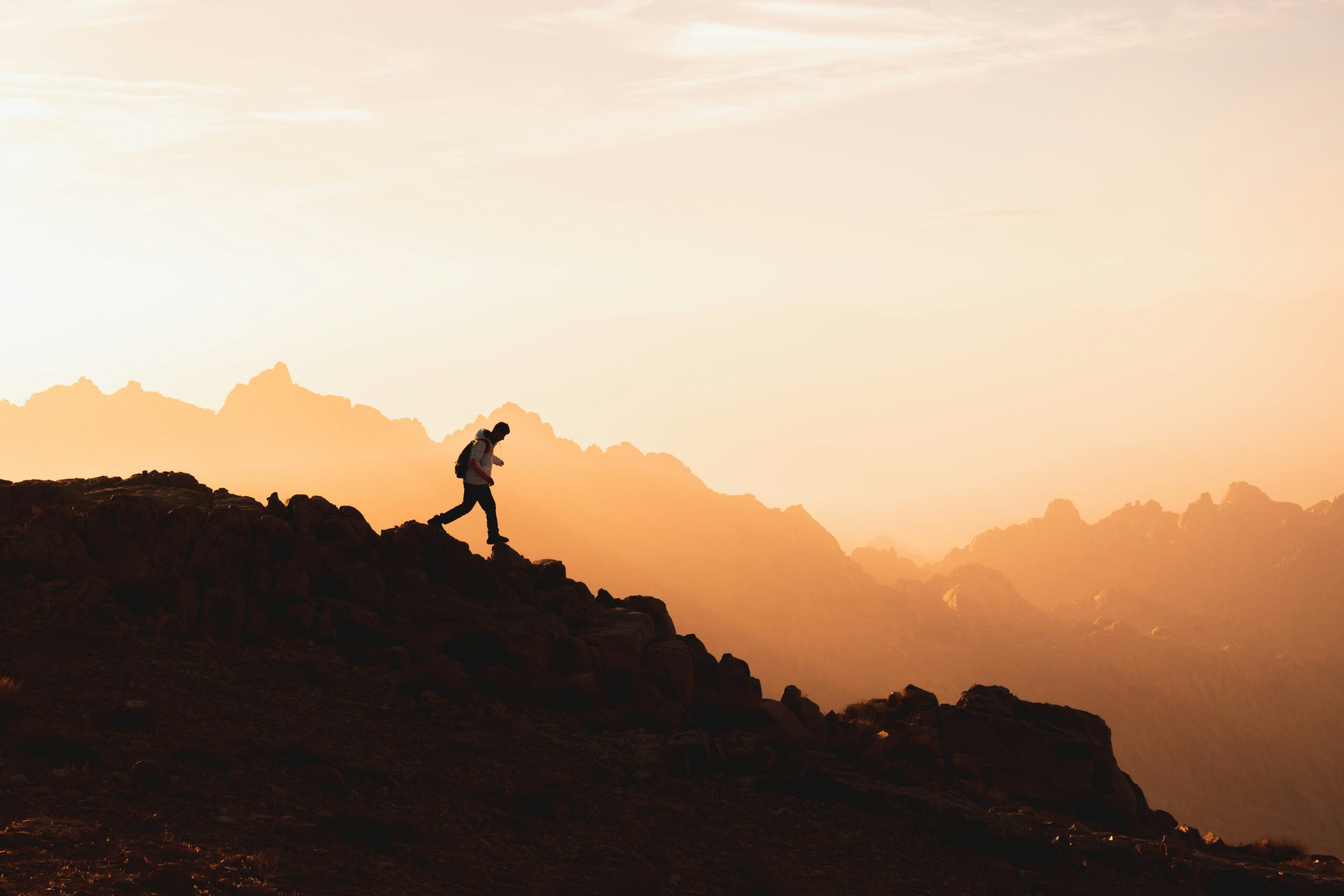 Walking and hiking at different heights to improve fitness